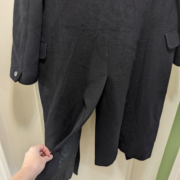 Wool and Cashmere MaxMara Coat - Picture 12 of 12